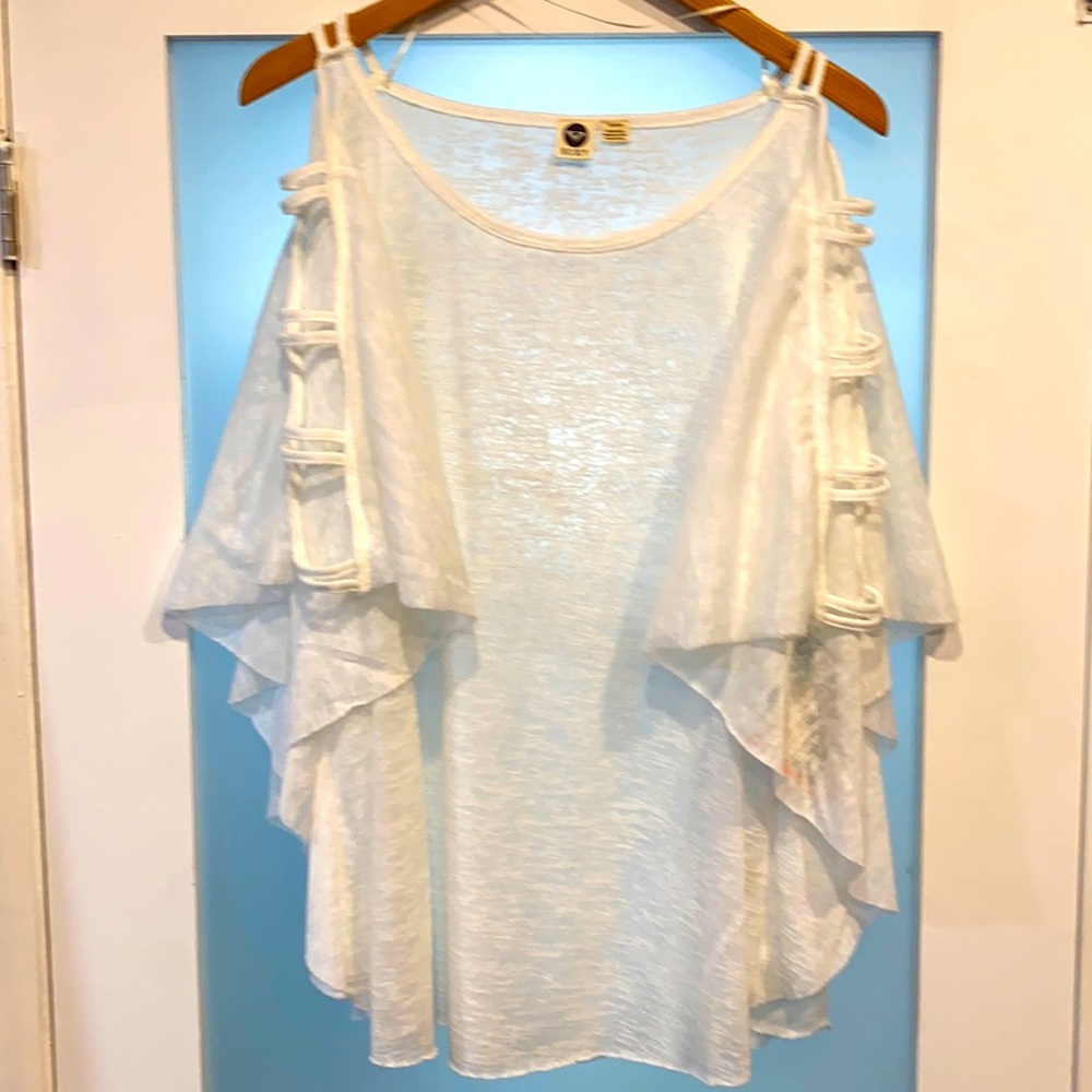 ROXY white top Sz M, NWT, style ”on the horizon”